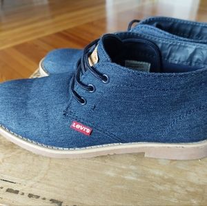 Levi's Dark Blue Denim Chukka Style Shoe Men's size 8 Women's size 9.5